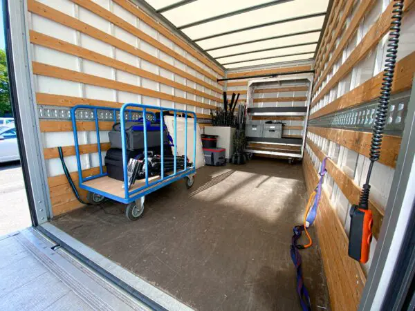 Bus met laadklep - Afbeelding 2